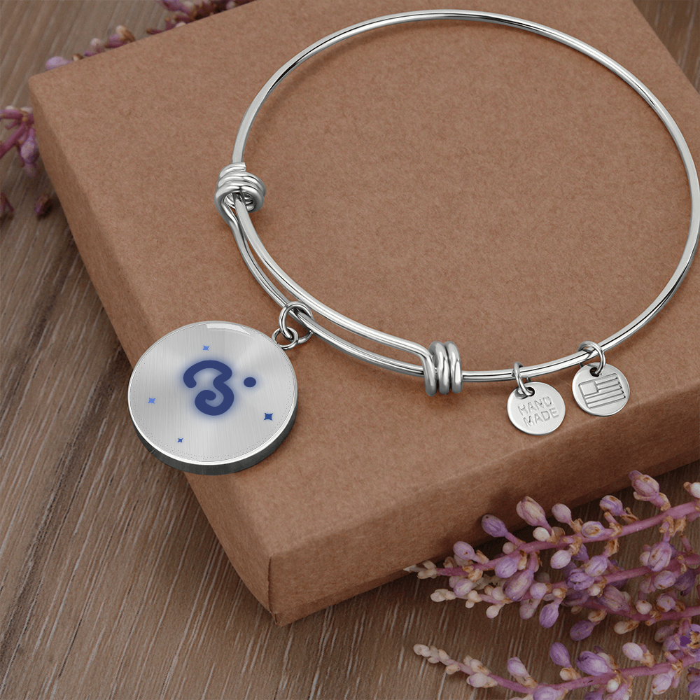 Om Silver Charm, The Sound of Everything